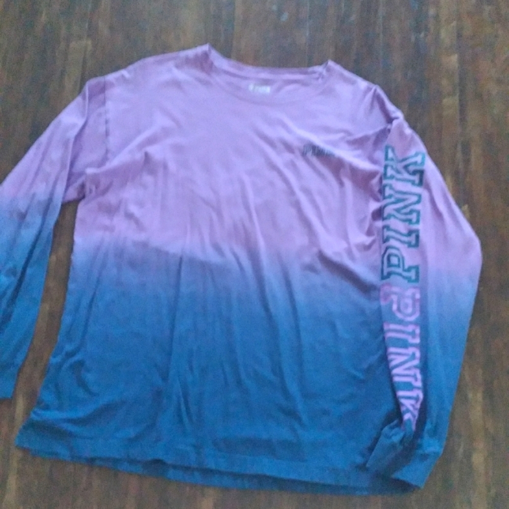 VS PINK Long Sleeve Tee Blue And Purple Ombre Size M.